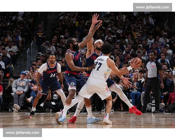 极速瞬间重现赛场精彩 体育回放带你回顾经典对决